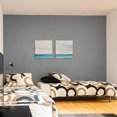 Two-room Center Host By Tuure *